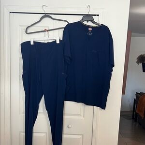 Men’s Dickies Navy Blue scrub Pants & Top Set